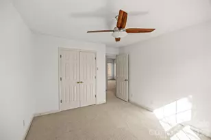 6610 Lyndonville Dr, Charlotte, NC 28277 - Photo 33