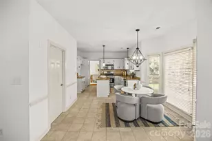 6610 Lyndonville Dr, Charlotte, NC 28277 - Photo 17