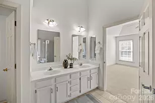 6610 Lyndonville Dr, Charlotte, NC 28277 - Photo 29