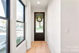 1637 Umstead St, Charlotte, NC 28205 - Photo 7