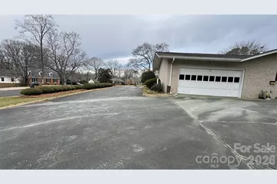 938 Sandswood Drive, Gastonia, NC 28054 - Photo 5