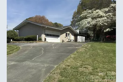 938 Sandswood Drive, Gastonia, NC 28054 - Photo 9