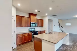 4500 Collingham Dr, Charlotte, NC 28273 - Photo 7