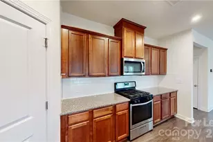 4500 Collingham Dr, Charlotte, NC 28273 - Photo 9