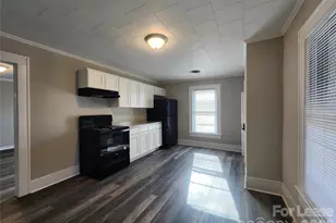 1126 S Fulton St, Salisbury, NC 28144 - Photo 3