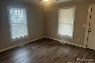 411 W 10th St, Kannapolis, NC 28081 - Photo 9
