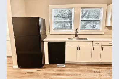 411 W 10th Street, Kannapolis, NC 28081 - Photo 11