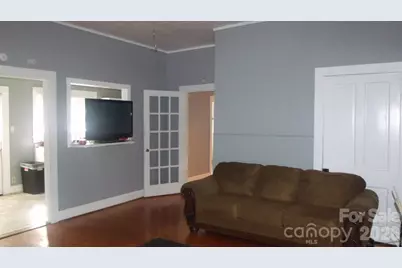 122 College Street, Chester, SC 29706 - Photo 9