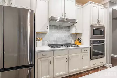 14915 Batteliere Drive, Charlotte, NC 28278 - Photo 9