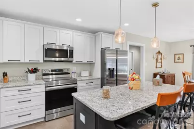 364 N Oakwood Drive, Statesville, NC 28677 - Photo 15