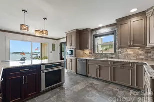 20732 Eastpoint Dr, Cornelius, NC 28031 - Photo 7