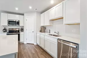 1473 Ardmore Dr, Sherrills Ford, NC 28673 - Photo 11