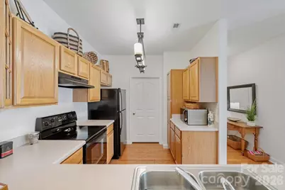 12451 Copper Mountain Boulevard, Charlotte, NC 28277 - Photo 11