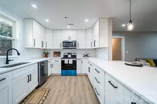 11 Twin Lakes Dr, Fletcher, NC 28732 - Photo 9