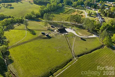 2070 Thoroughbred Way #G18, Lenoir, NC 28645 - Photo 15