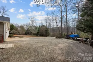 136 Little Cove Creek Dr, Saluda, NC 28773 - Photo 31