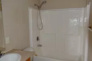 73 Walton Pl Dr, Marion, NC 28752 - Photo 9