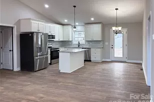131 Portman Ln, Statesville, NC 28625 - Photo 3