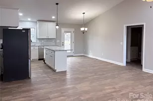 131 Portman Ln, Statesville, NC 28625 - Photo 5