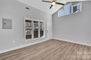 425 W 8th St, Charlotte, NC 28202 - Photo 7