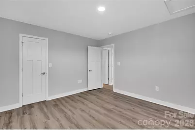 425 W 8th Street #95, Charlotte, NC 28202 - Photo 15