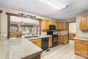 1842 Rock Springs Cir, Denver, NC 28037 - Photo 9