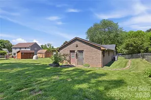125 Southwood Park Rd, Mooresville, NC 28117 - Photo 35