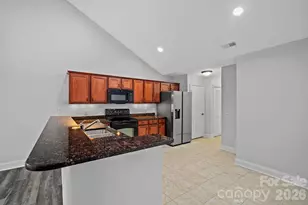 6 Mountain Meadow Cir, Weaverville, NC 28787 - Photo 11