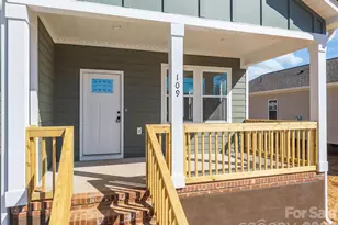 109 E Earnhardt St, Salisbury, NC 28144 - Photo 5