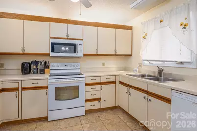 1202 Northgate Drive #D, Shelby, NC 28150 - Photo 11