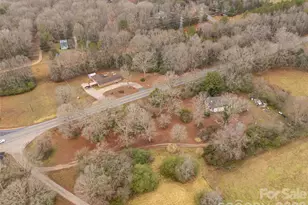 3878 Catawba River Rd, Fort Lawn, SC 29714 - Photo 7