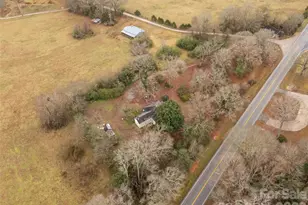 3878 Catawba River Rd, Fort Lawn, SC 29714 - Photo 3