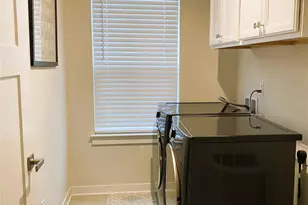 3163 Streamside Dr, Davidson, NC 28036 - Photo 15