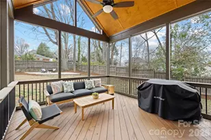 2325 Barry St, Charlotte, NC 28205 - Photo 29