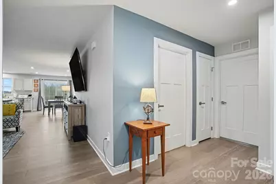 4217 Jones Creek Lane, Charlotte, NC 28215 - Photo 19