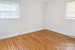 4131 Woodgreen Terrace, Charlotte, NC 28205 - Photo 9