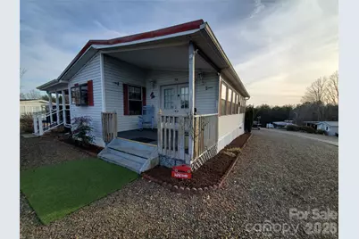 101 N Cardinal Drive, New London, NC 28127 - Photo 1