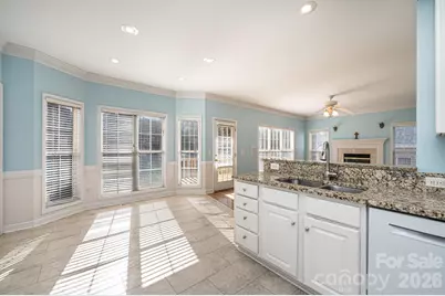 5045 Old River Drive, Hickory, NC 28602 - Photo 7