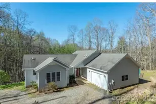 269 Woodstock Dr, Burnsville, NC 28714 - Photo 3