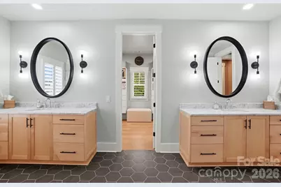 2052 Thatcher Way, Fort Mill, SC 29715 - Photo 33