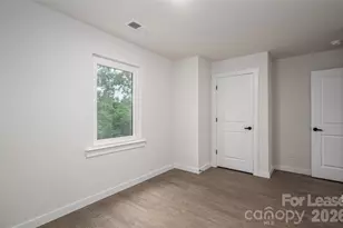 800 28th St SW, Hickory, NC 28602 - Photo 5