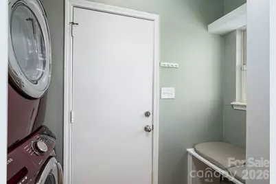 2816 Robyns Glen Drive, Charlotte, NC 28269 - Photo 17