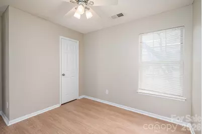 2816 Robyns Glen Drive, Charlotte, NC 28269 - Photo 31