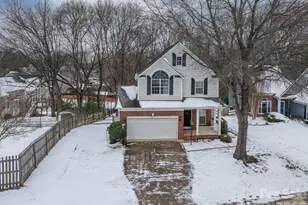 2816 Robyns Glen Dr, Charlotte, NC 28269 - Photo 43