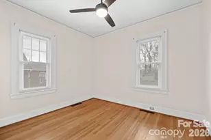 333 7th St NW, Hickory, NC 28601 - Photo 15