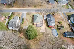 333 7th St NW, Hickory, NC 28601 - Photo 23