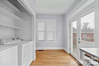 333 7th Street NW, Hickory, NC 28601 - Photo 11