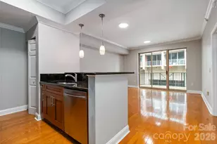 300 W 5th St, Charlotte, NC 28202 - Photo 5