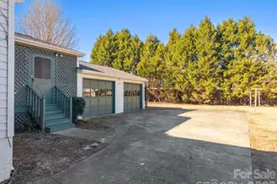 1950 Rosemont St, Salisbury, NC 28144 - Photo 5