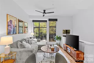 623 E 10th St, Charlotte, NC 28202 - Photo 5